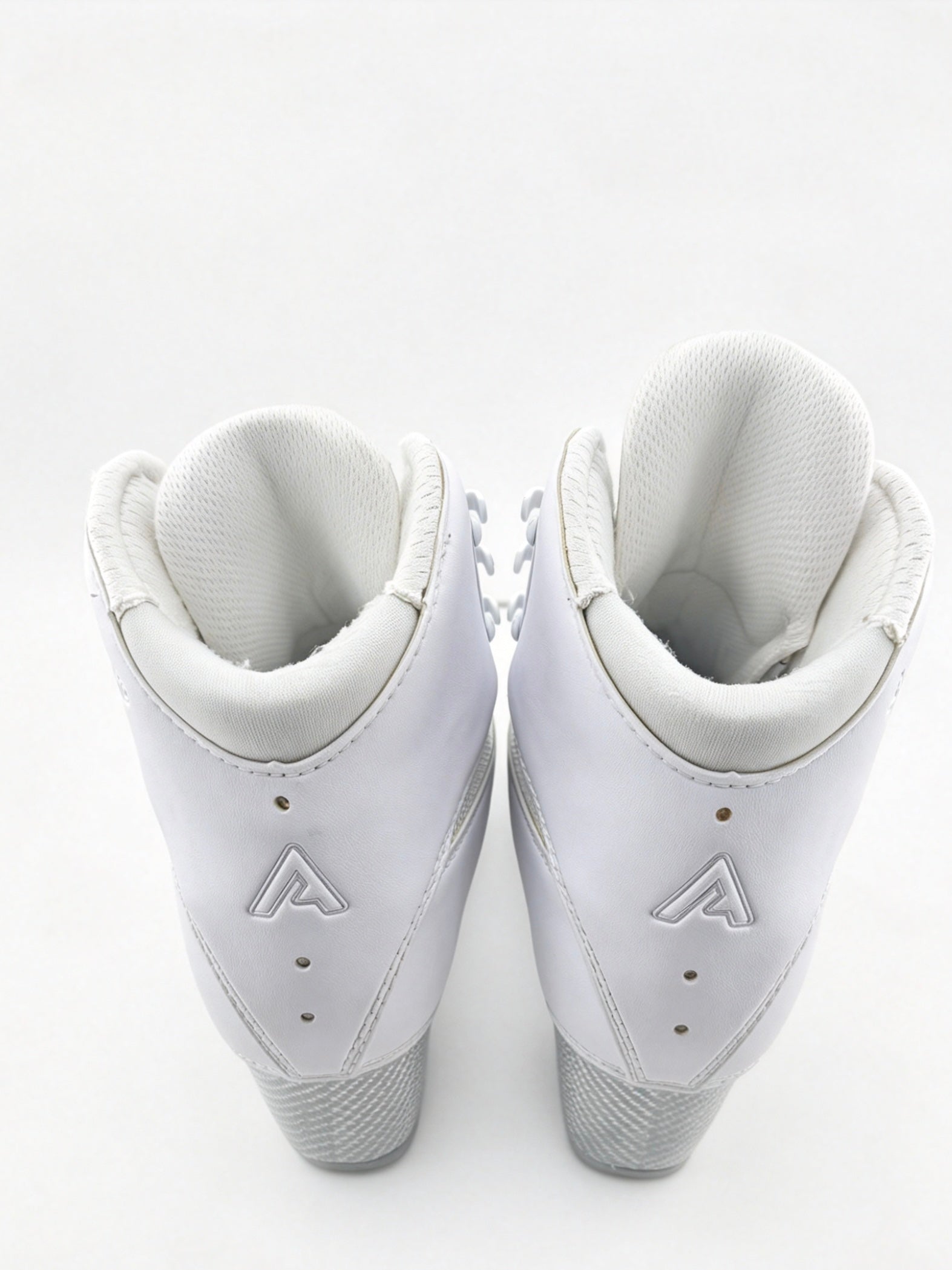 Quality Gently Used Figure Skates