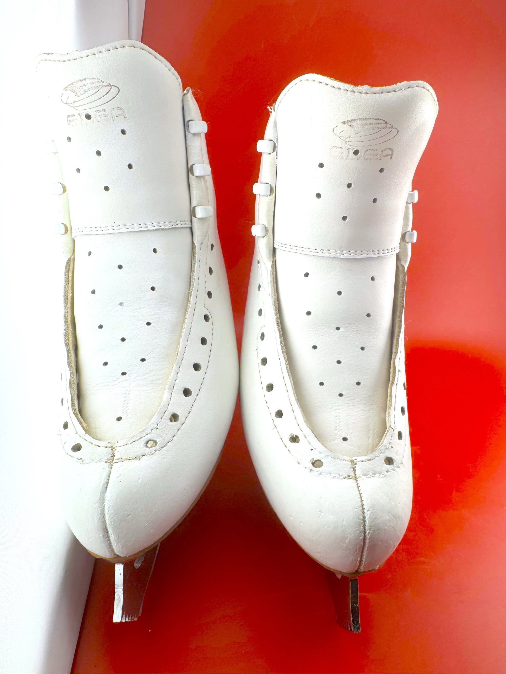 Quality Gently Used Figure Skates