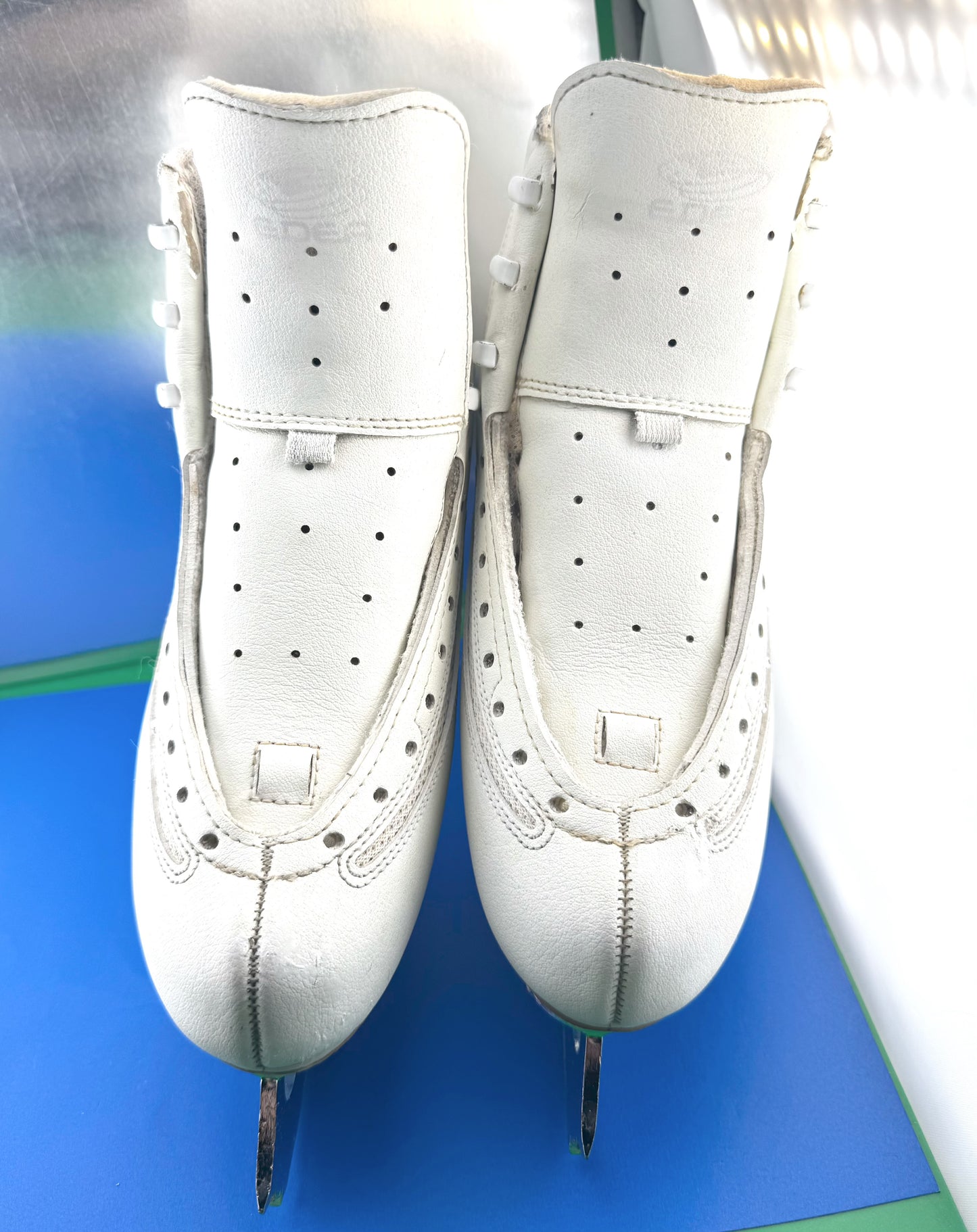 Edea Ice Fly 245 C and Pattern 99 blades