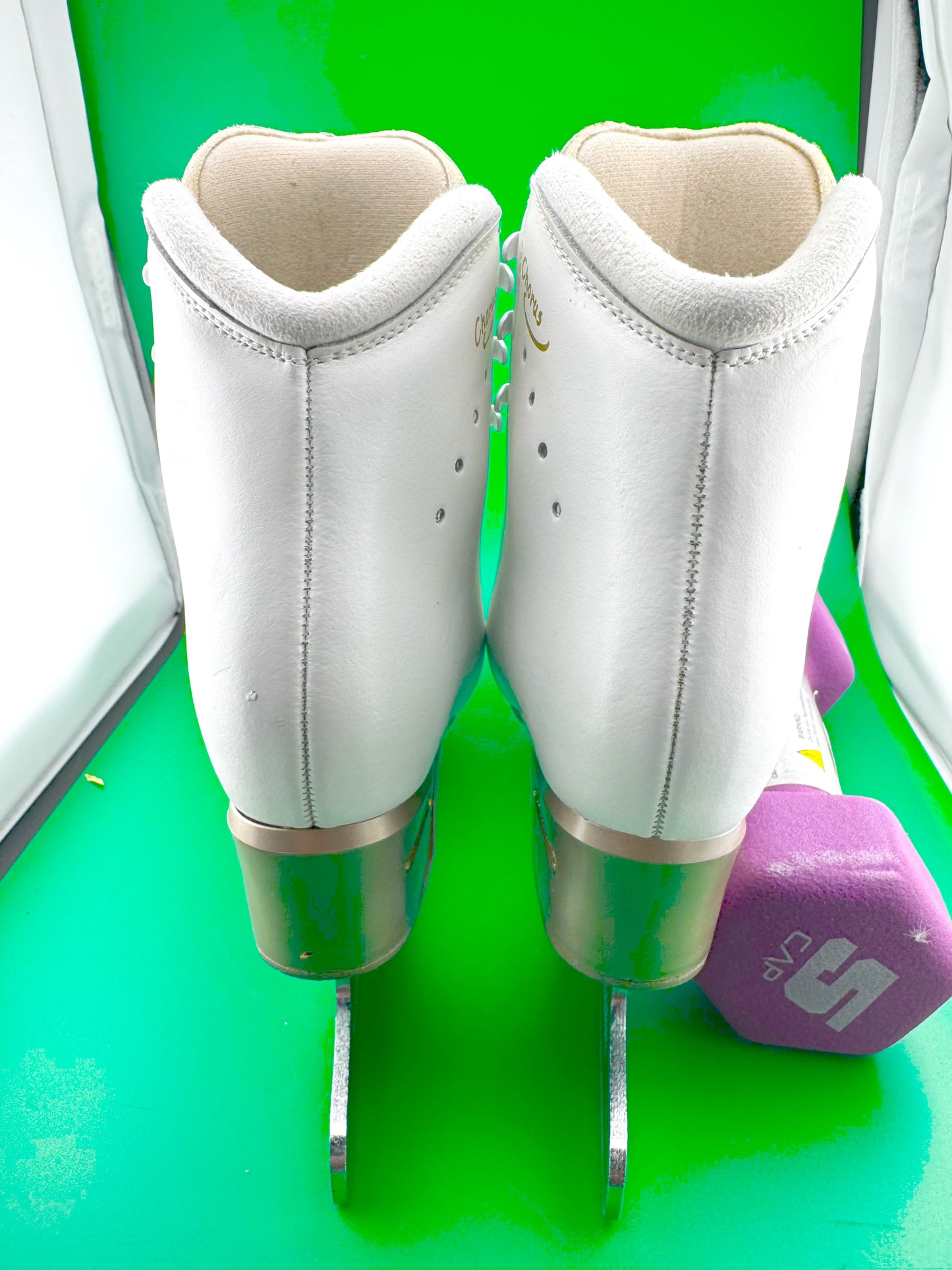 Edea Chorus 235 B and Wilson Coronation Blades it is as excellent as another pair sold on my list