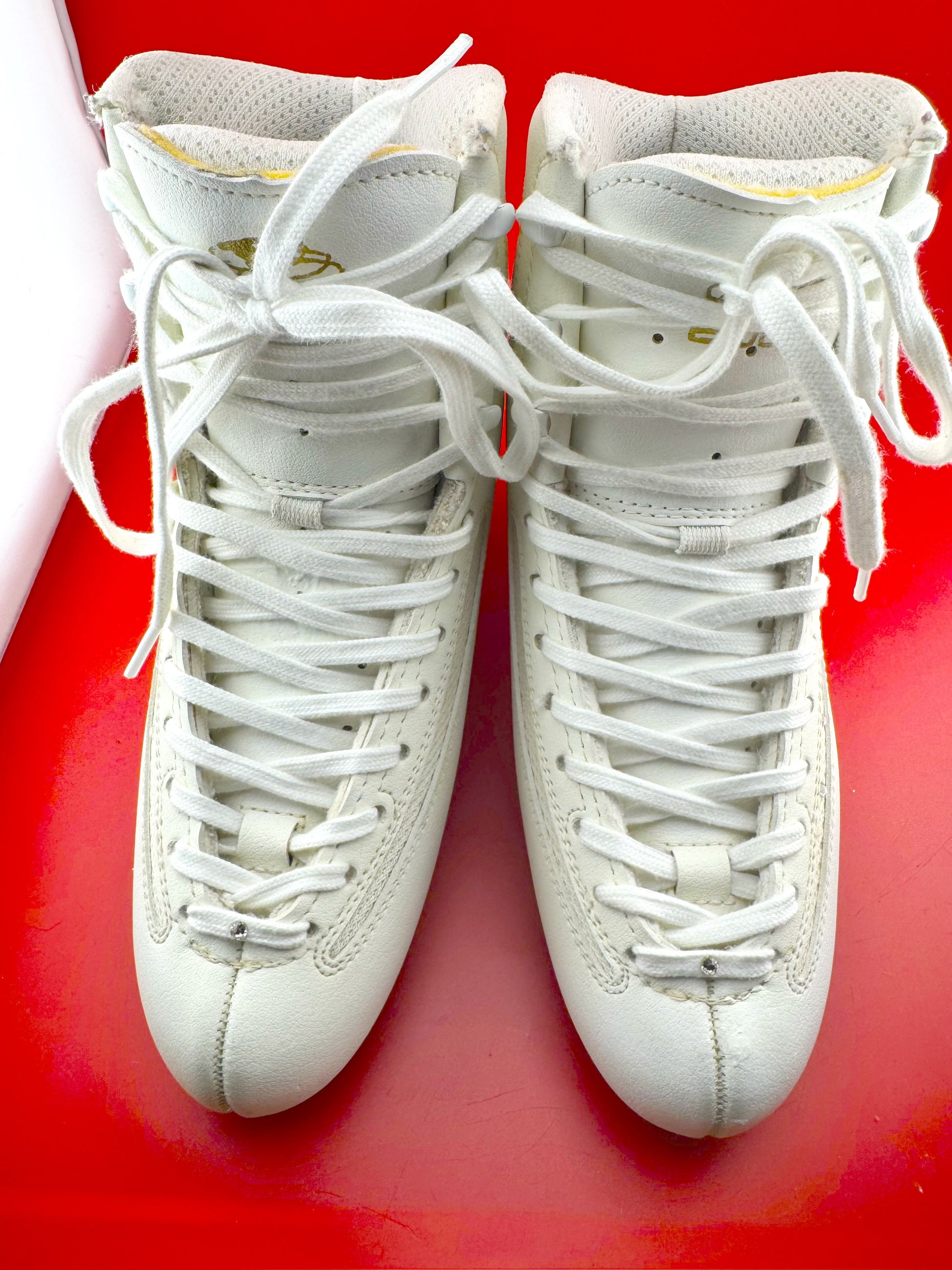 Quality Gently Used Figure Skates