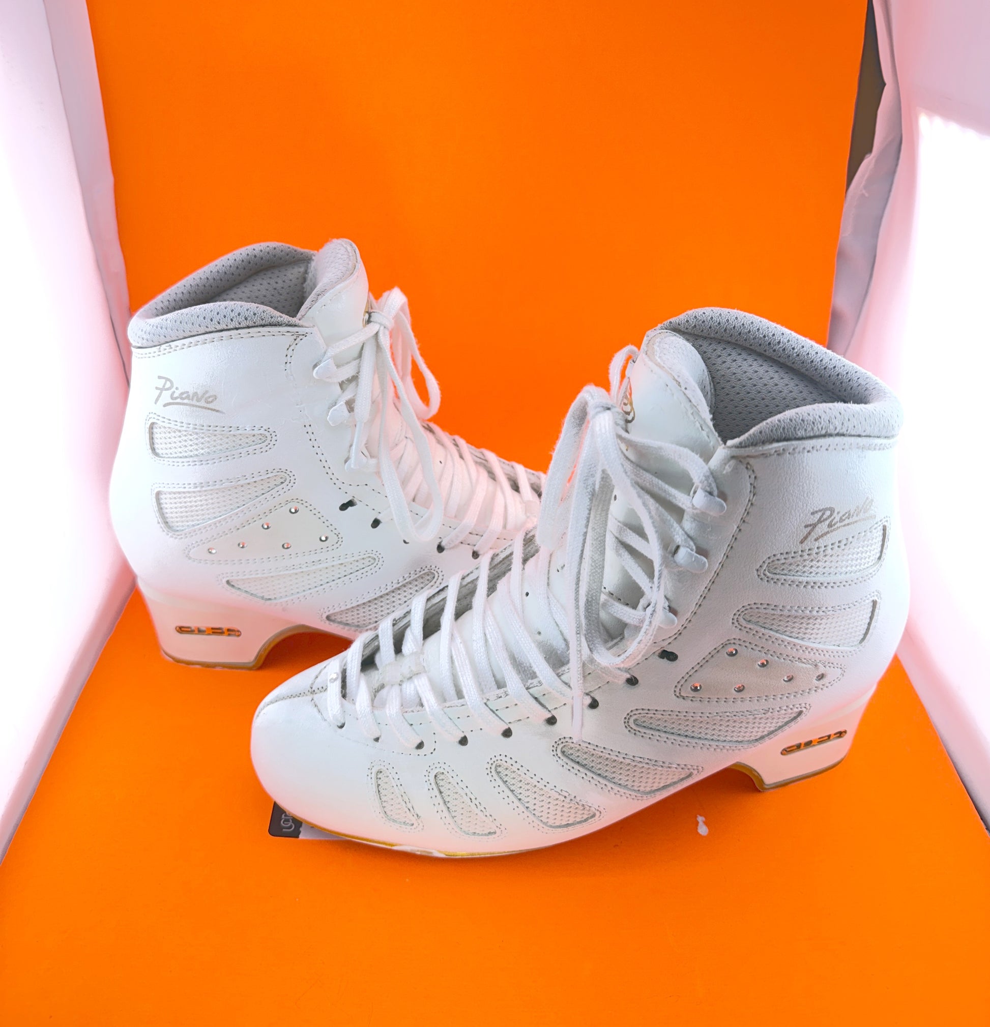 Quality Gently Used Figure Skates