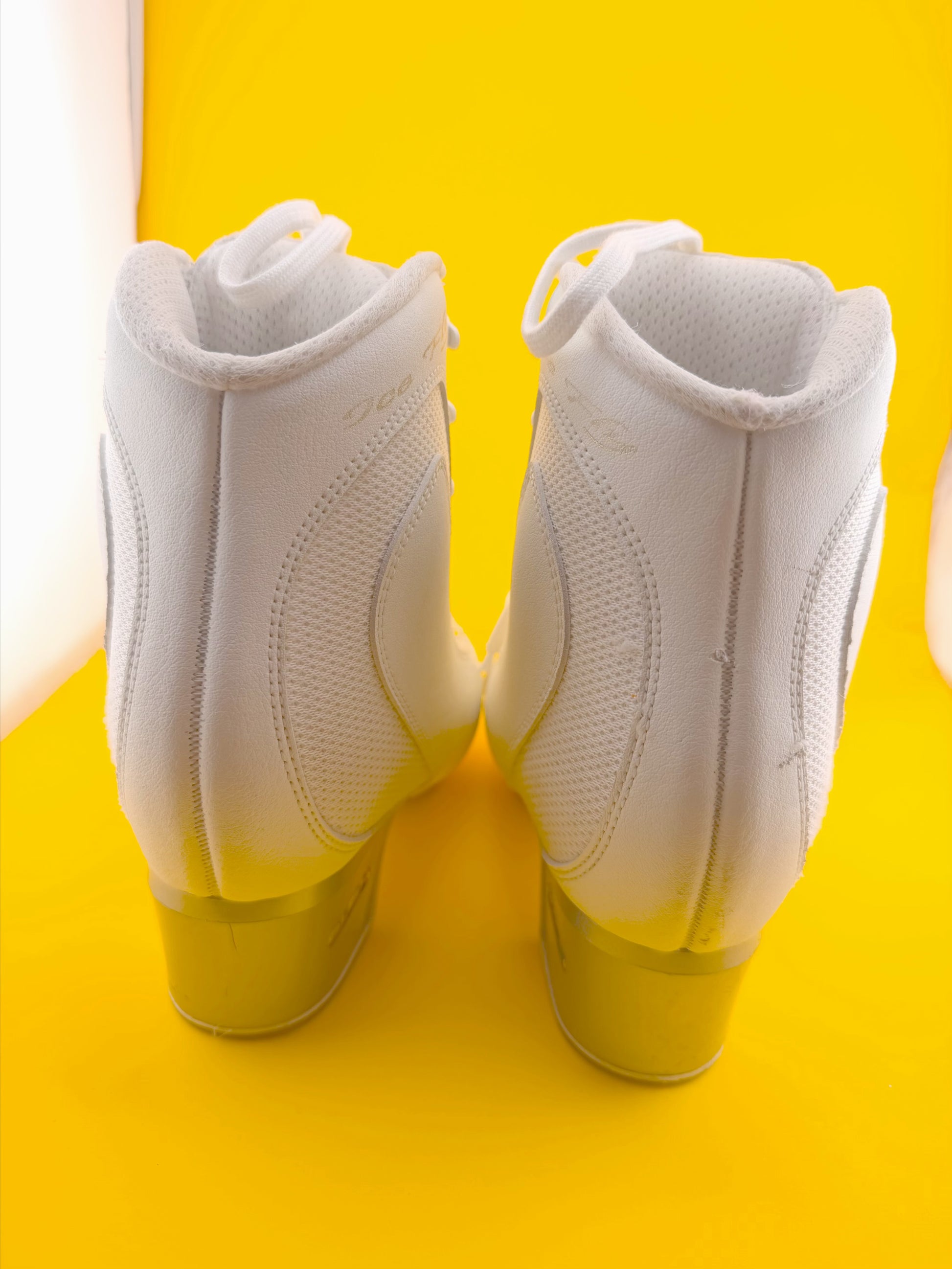 Quality Gently Used Figure Skates