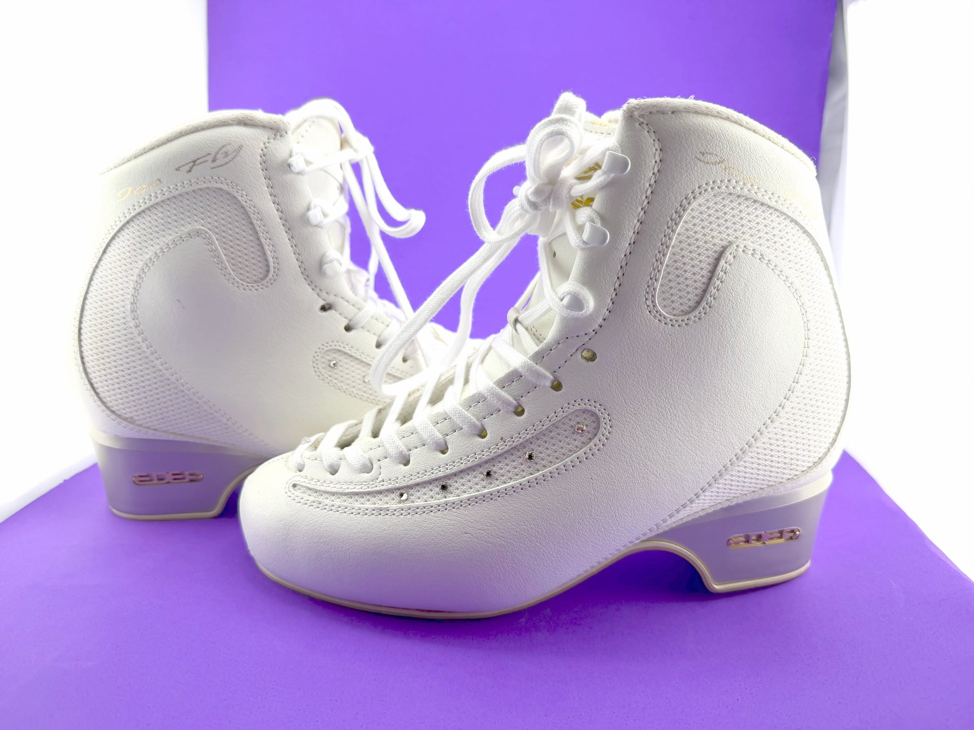 Quality Gently Used Figure Skates