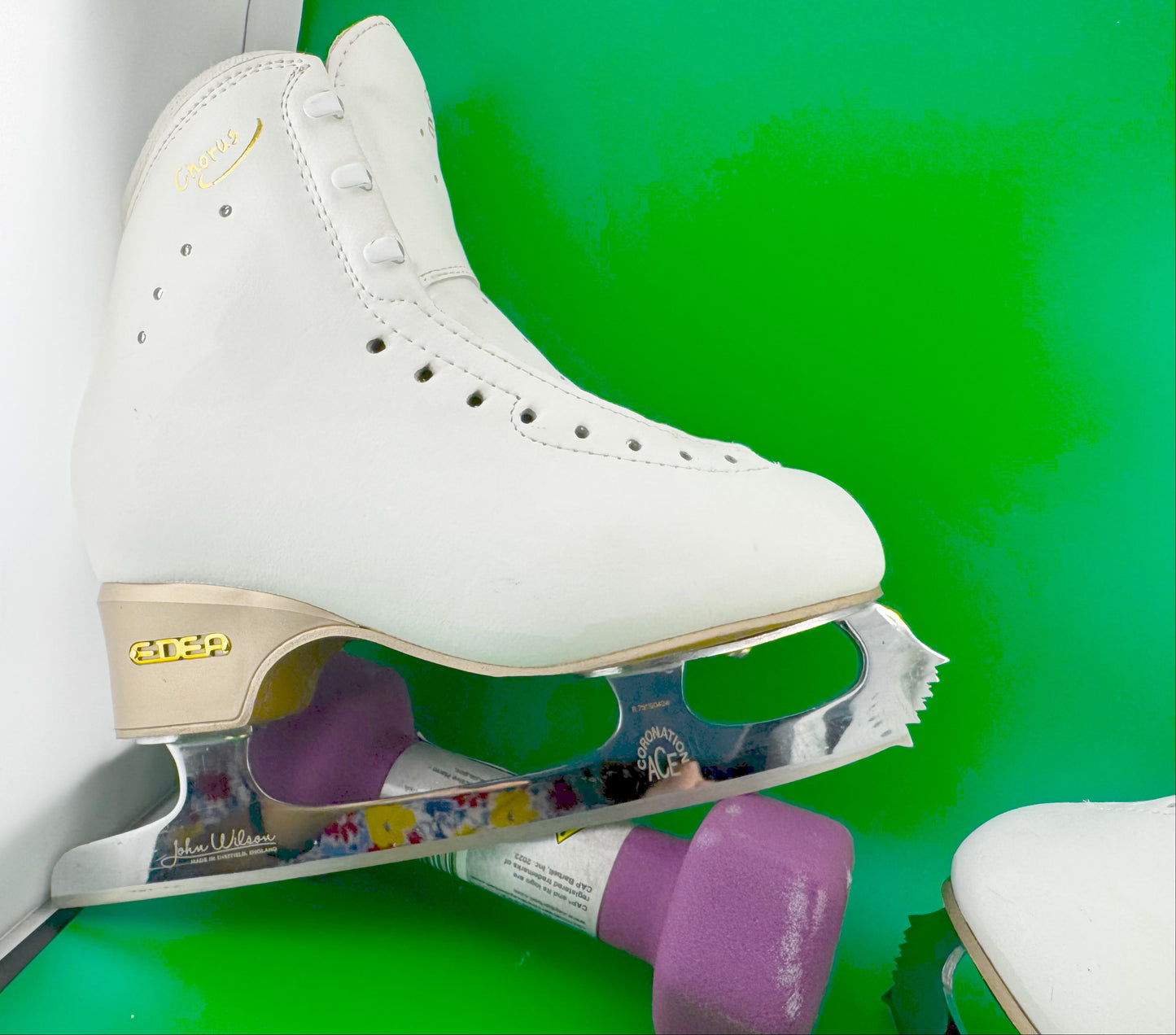 Edea Chorus 235 B and Wilson Coronation Blades it is as excellent as another pair sold on my list