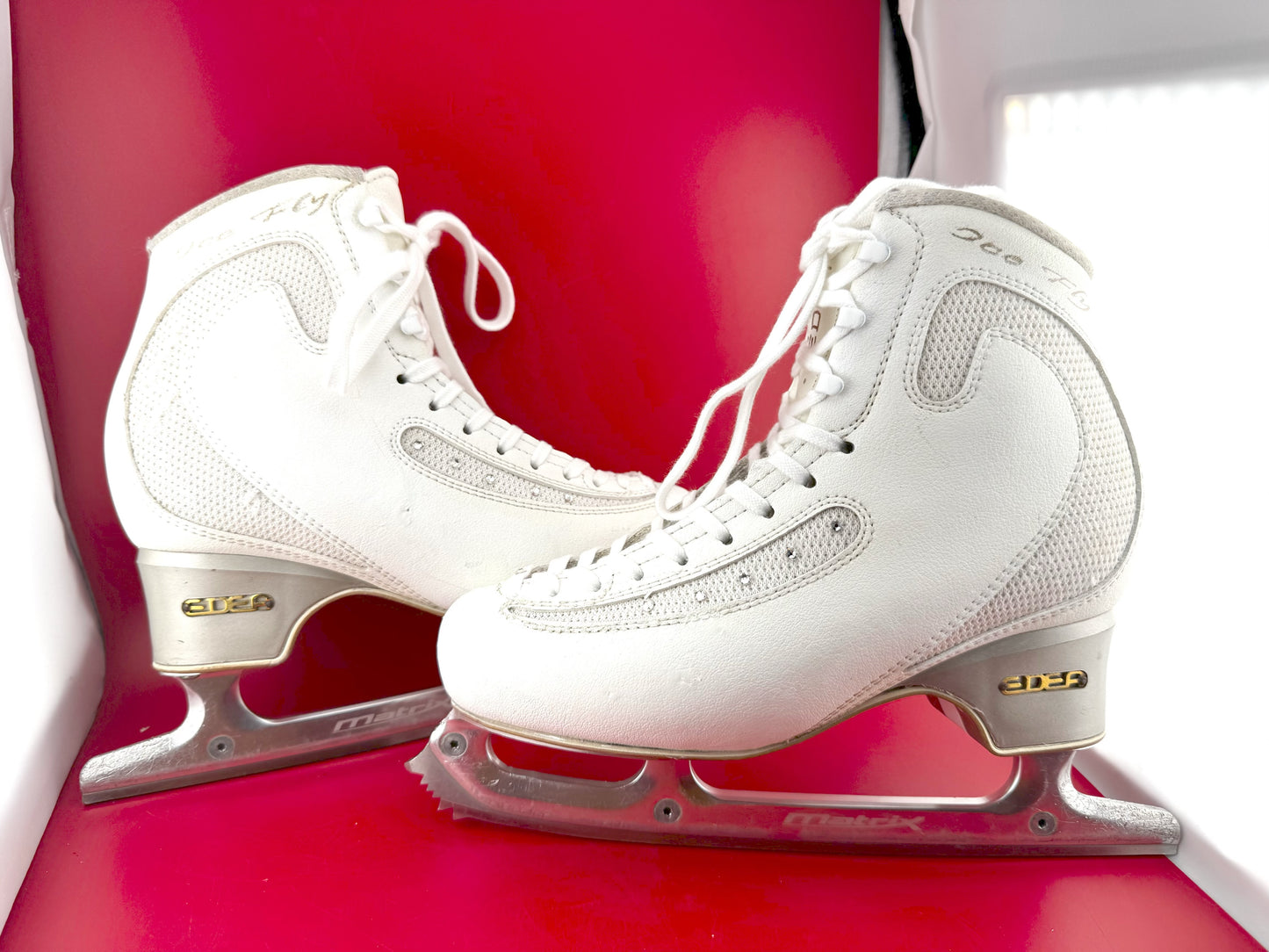 Edea Ice Fly 240 C and Matrix Elite blades