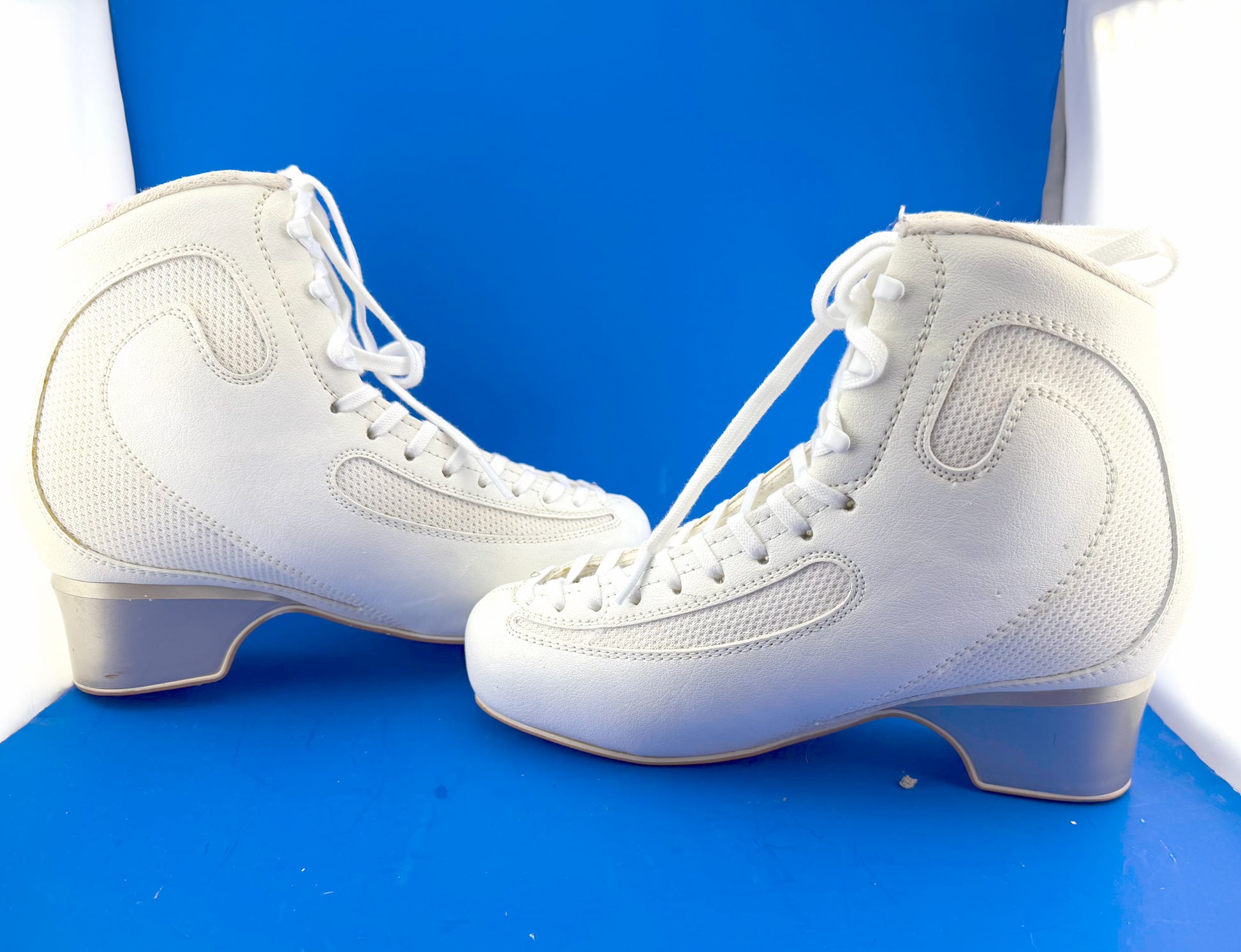 Quality Gently Used Figure Skates