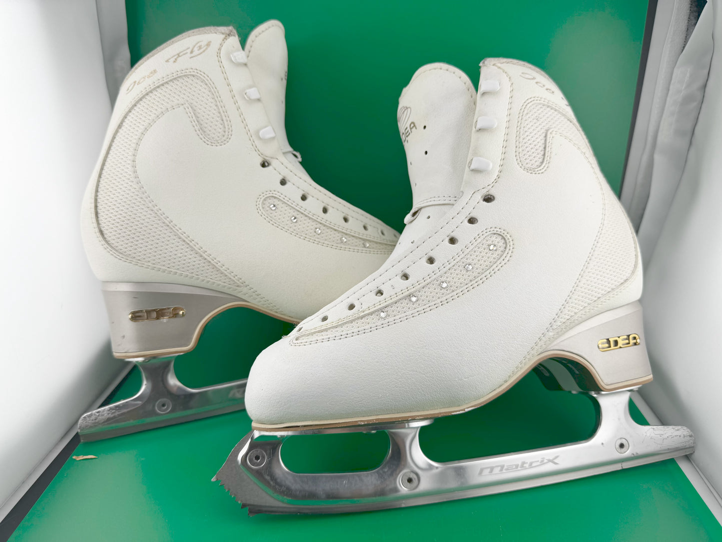 Edea Ice Fly 240C and Matrix Supreme Blades