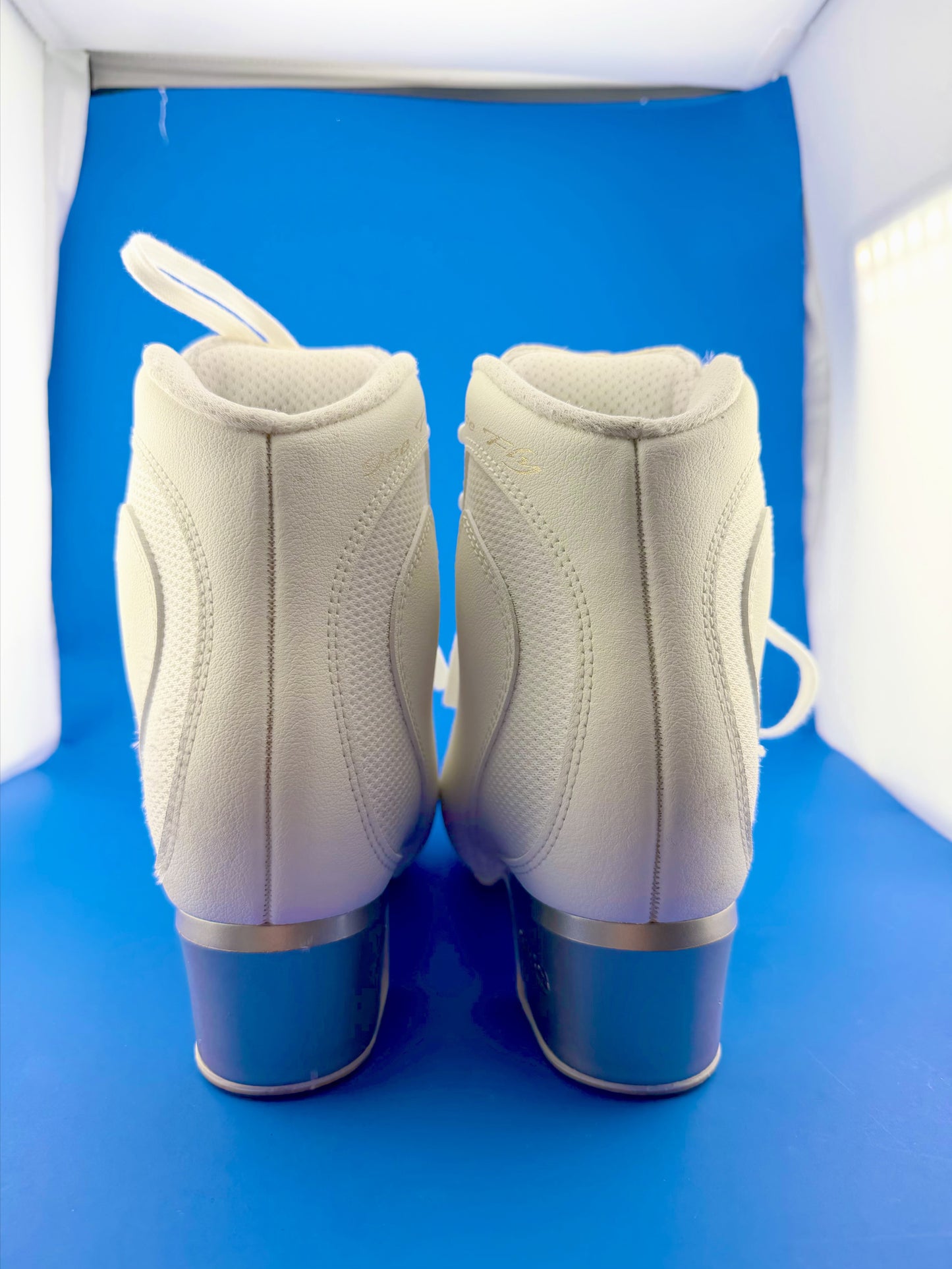 Edea Ice Fly 255 C another pair