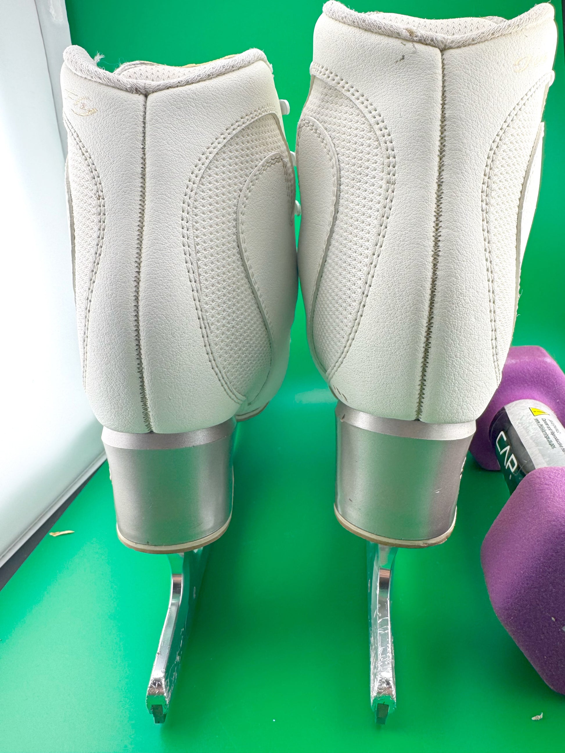Quality Gently Used Figure Skates