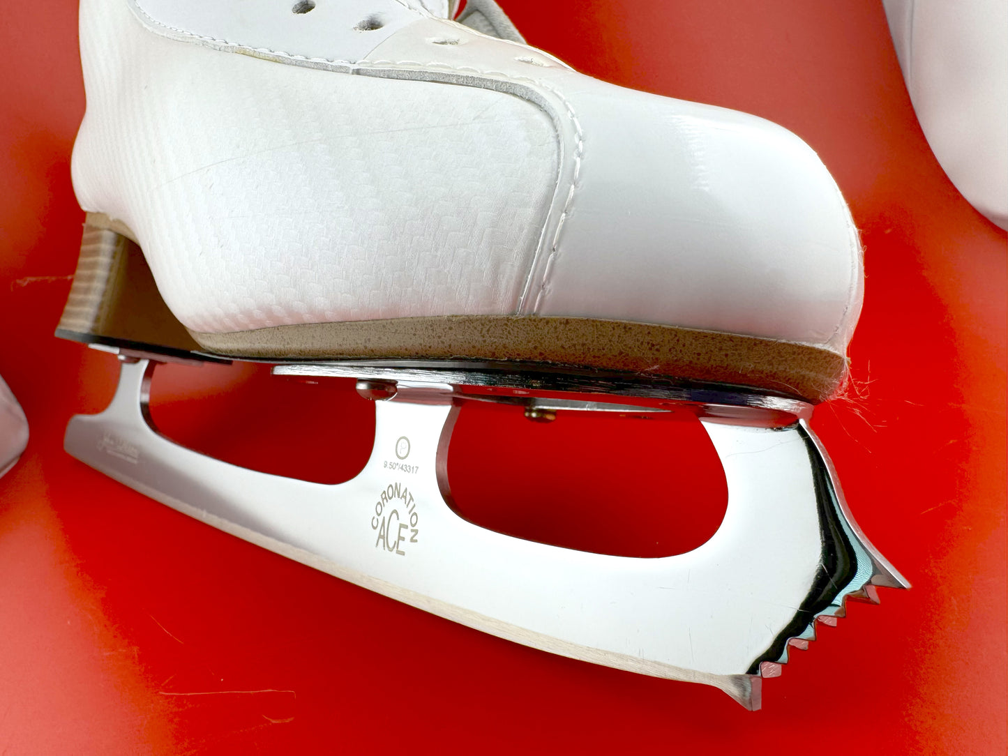 Gently used Edea Jackson Risport Figure Skates Jackson Synergy Elite DJ6060 7R John Wilson Coronation ACE blades  Blade Edea Ice 245 C Or 250 C