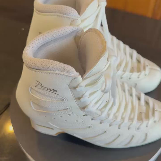 Quality Gently Used Figure Skates